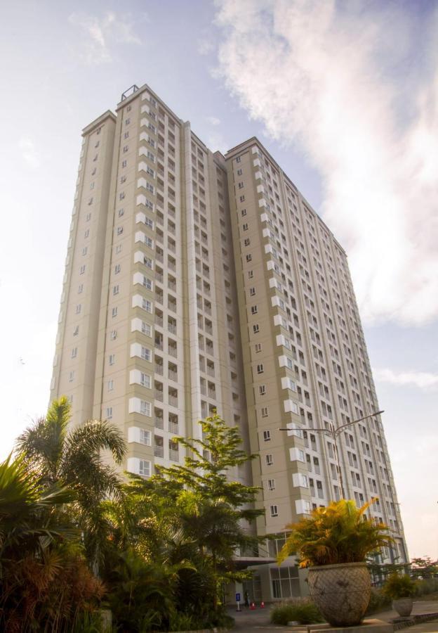 Skyland City Hotel Jatinangor Cilimus Extérieur photo