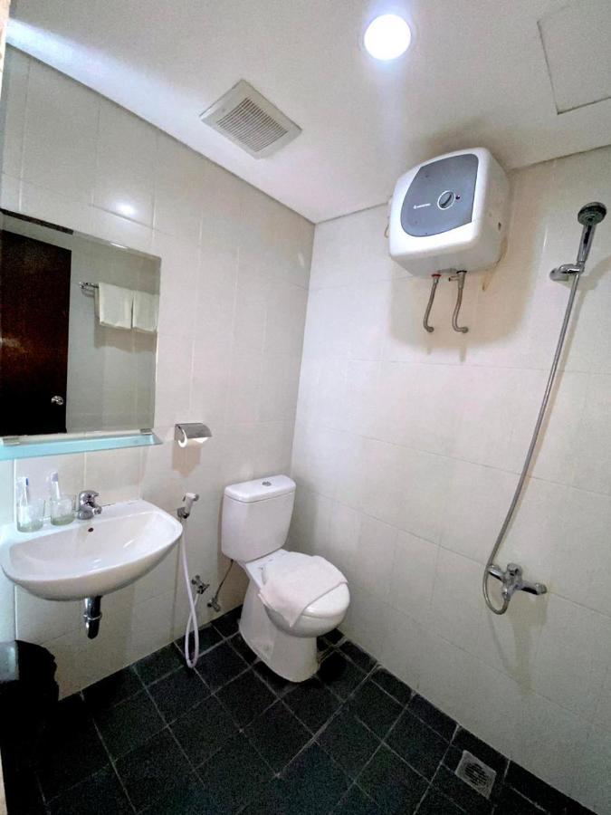 Skyland City Hotel Jatinangor Cilimus Extérieur photo