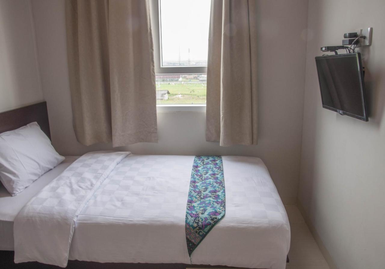 Skyland City Hotel Jatinangor Cilimus Extérieur photo